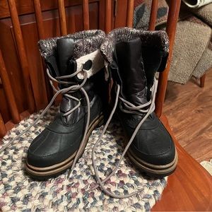 Maurices Brown Size 7 Women’s Lace-up Boots. Brand new, never worn.